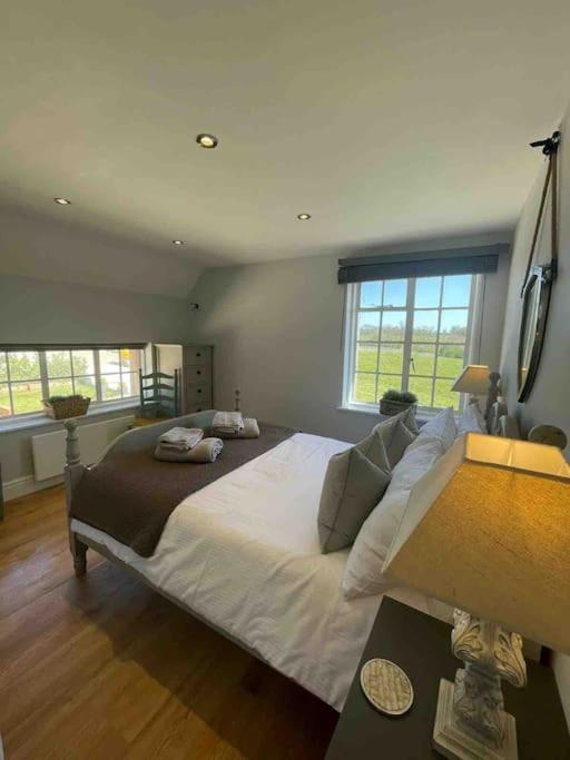 The Coach House Apartment Alderbury Ngoại thất bức ảnh